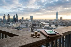 How to Start Investing in the UK With a Small Amount of Money